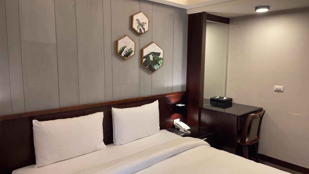 Sun Sweet Hotel Luodong Extérieur photo