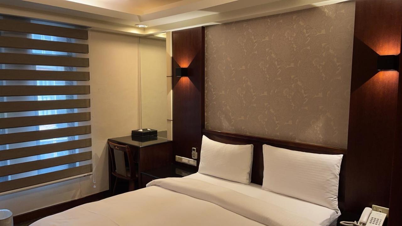 Sun Sweet Hotel Luodong Extérieur photo
