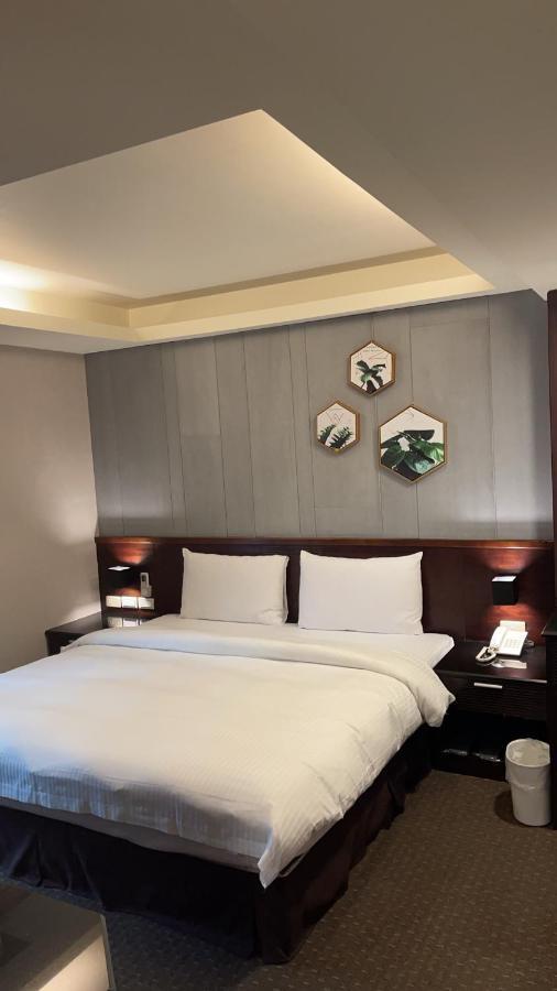 Sun Sweet Hotel Luodong Extérieur photo