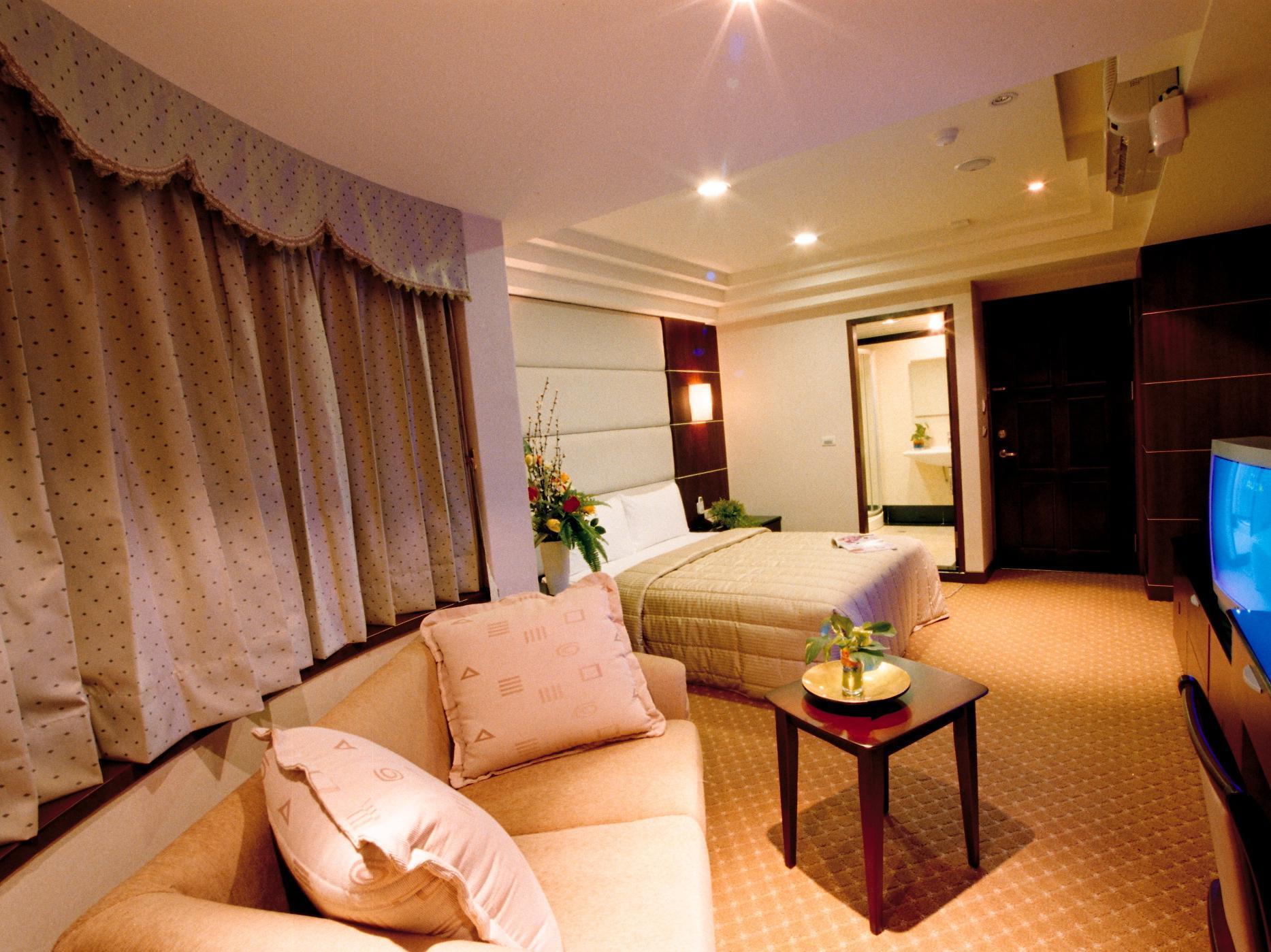 Sun Sweet Hotel Luodong Extérieur photo