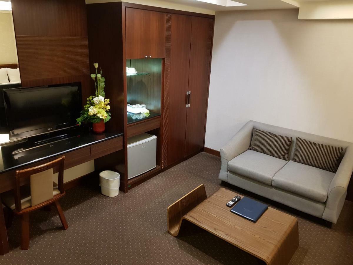 Sun Sweet Hotel Luodong Extérieur photo